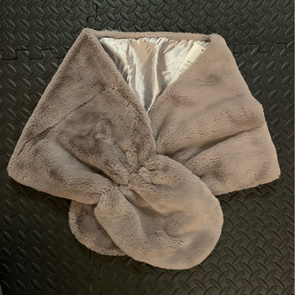 Bridal wrap shaul - soft gray